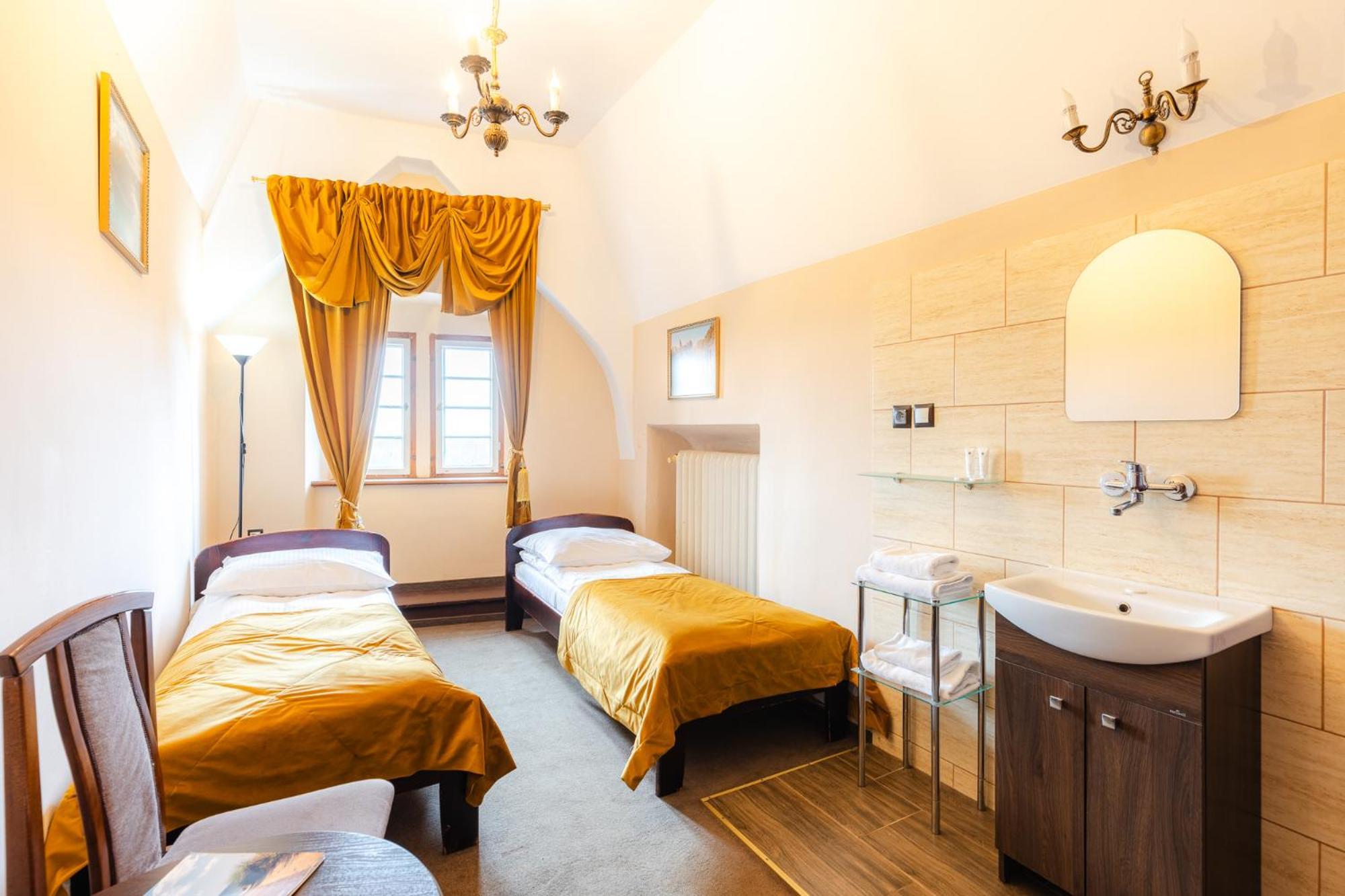 Zamek Czocha Aparthotel Lesna Ngoại thất bức ảnh